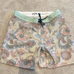 Billabong men’s swim trunks
